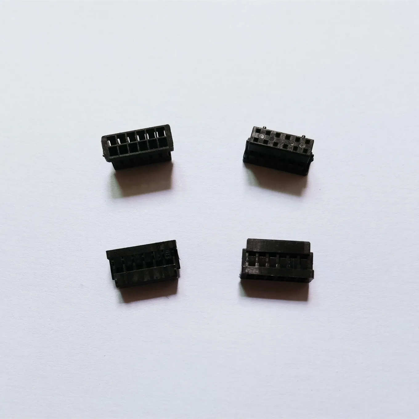 Original new 100% DF11-12DS-2C spacing 2.0 12pin rubber shell female plug connector