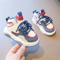 Scarpe sportive autunnali per bambini scarpe da ginnastica traspiranti per bambini e bambine scarpe da corsa all'aperto antiscivolo causali di moda per bambini