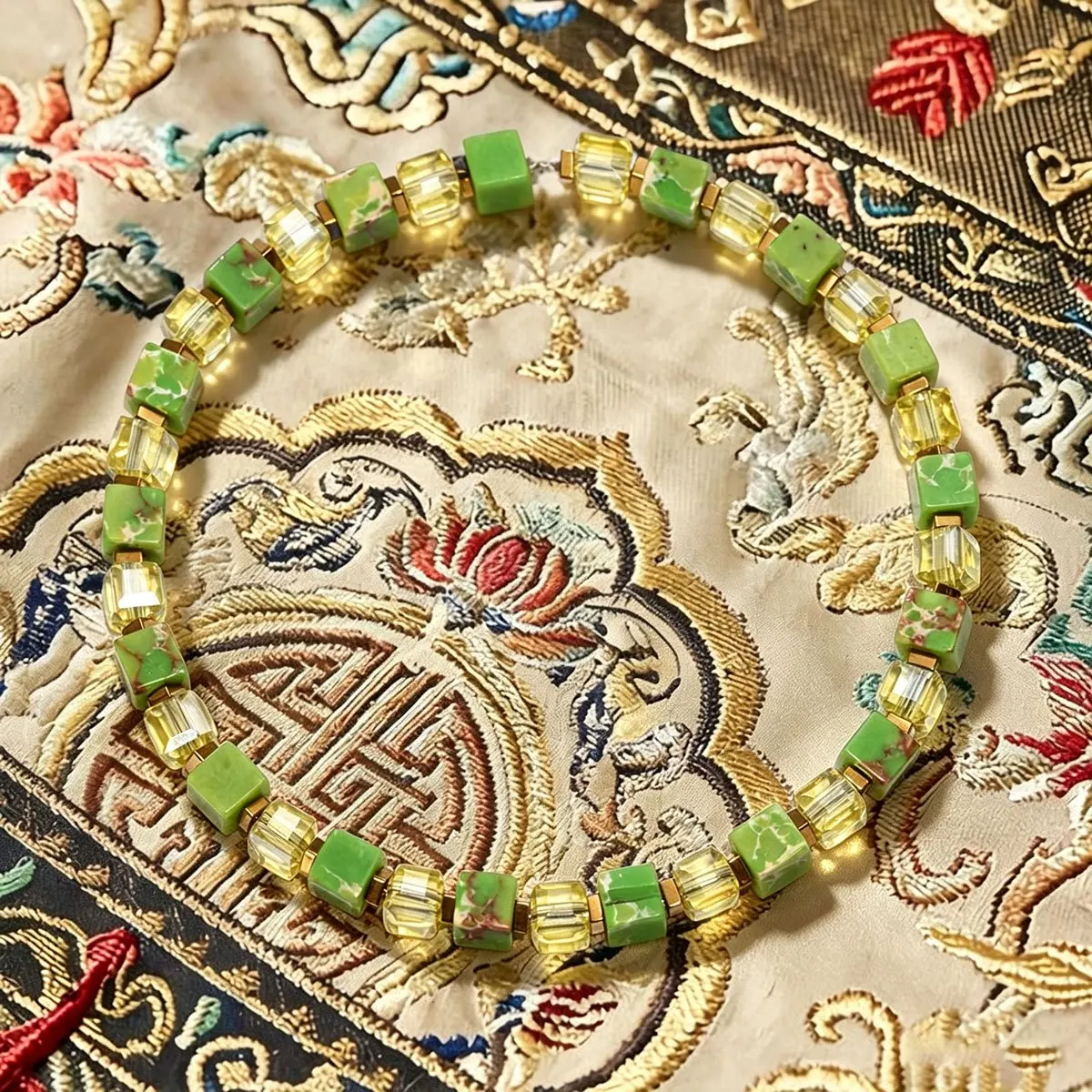 Natural green emperor stone 5mm square bracelet, symbolizing optimism and courage,worn and gifted by men and women in daily life