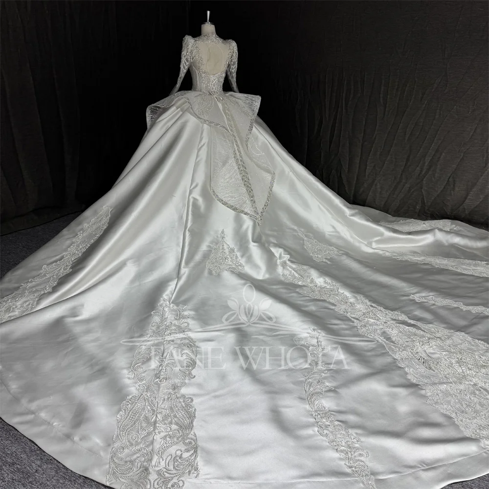 Robe de mariée de luxe à col en v, manches longues, broderie de perles, paillettes de cristal, lacets dans le dos, personnalisable