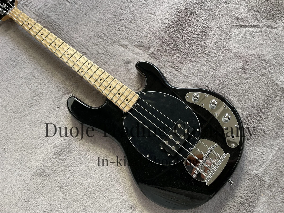 Black electric bass 4-string Ray bass Maple fingerboard Black plate 21Frets Fixed bridge Chrome tuner support customization