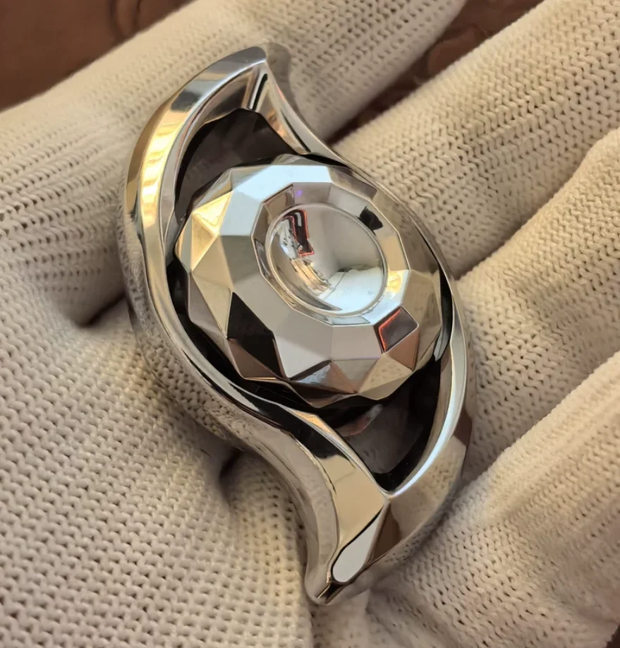 Used EDC Klikk Studio Goddess Tears Top Stainless Steel Polishing fidget spinner metal decompression toy
