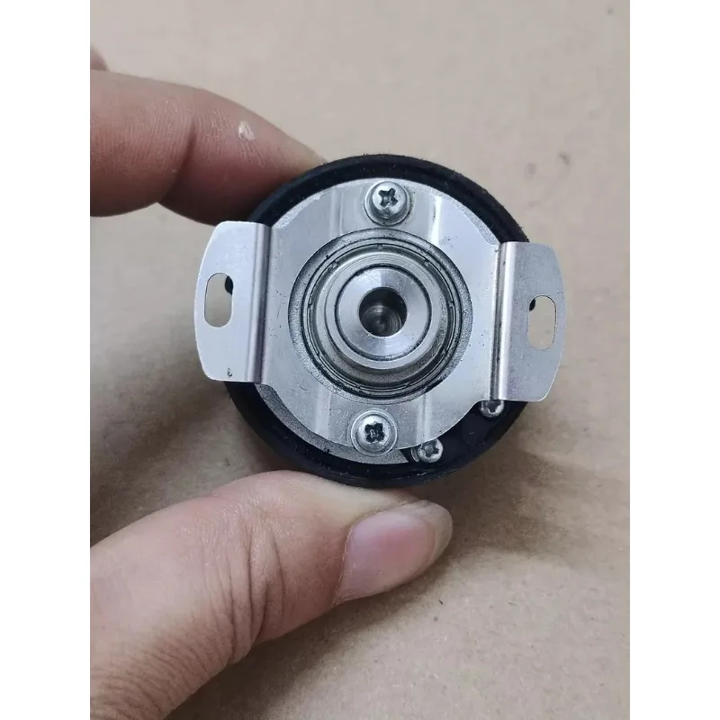 6mm Straight Hole 17-bit Absolute Value Encoder M16s17bit (actual Picture Taken)