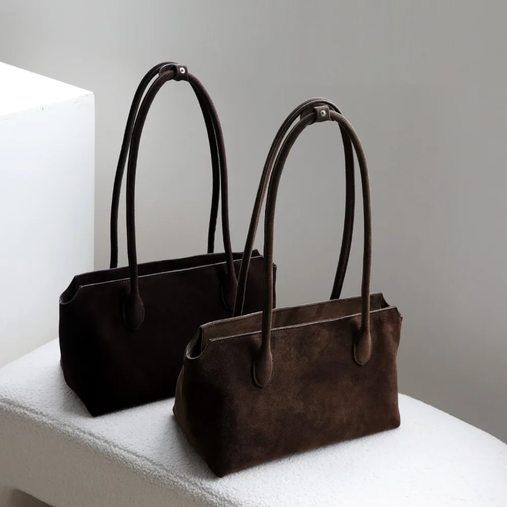 

Высококачественная стильная простая замшевая сумка в стиле ретро для пригородных поездок, универсальная сумка на плечо, подмышки, портативная большая сумка, большая вместимость, без логотипа