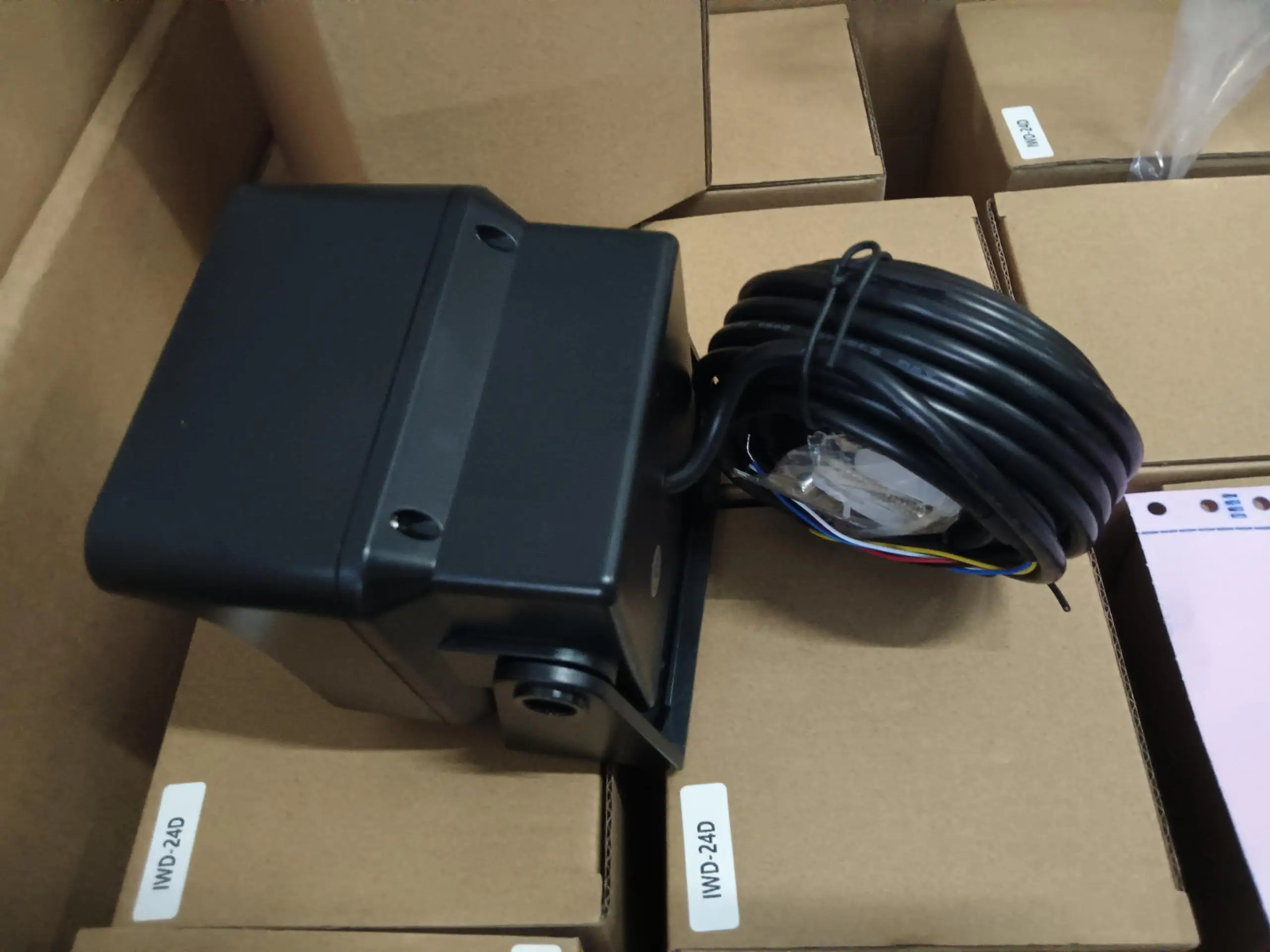 IWD-24D 24GHz Millimeter Wave Radar Sensor Vehicle Motion Detector for High Speed Door Only Detect Car/Vehicle/Forklift