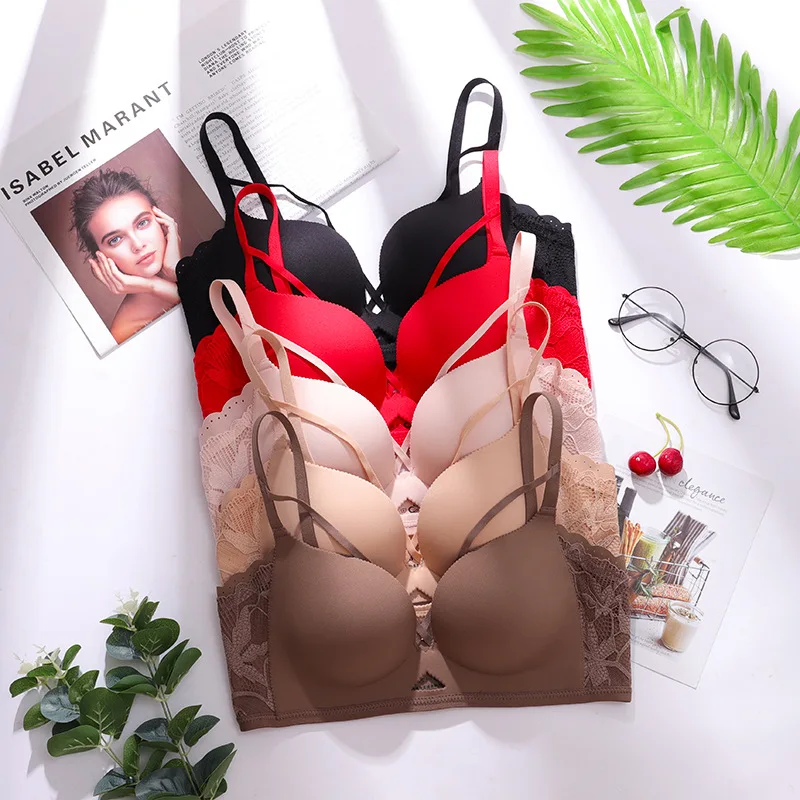 No underwired beauty back bra comfortably gathered breasts, breathable lace, smooth face, no marks, underwear women's thick