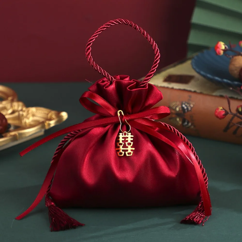 Velvet Sweets Chocolate Packing Bag Large Capacity Red Wedding Candy Packaging Bags Convenient Lifting Drawstring Pouch Handbag