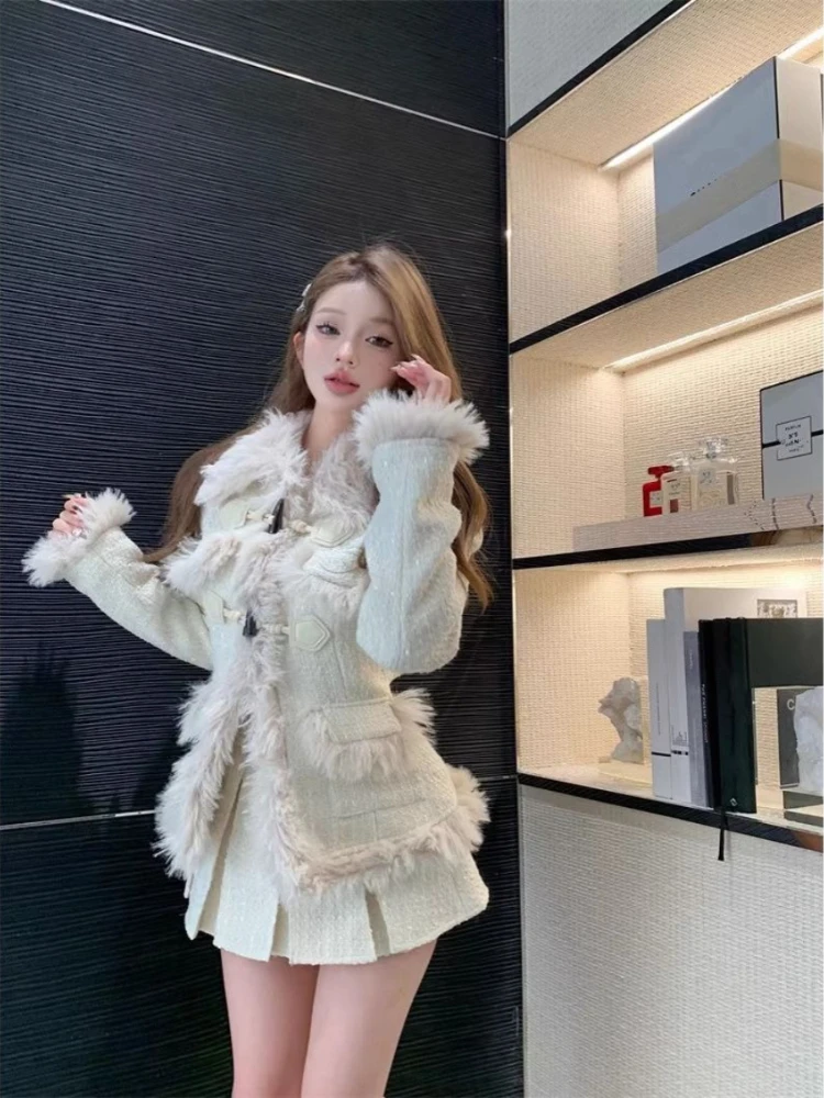 Set da due pezzi da donna retrò elegante francese invernale Cappotto con collo in pelliccia ispessita + Gonna a pieghe a vita alta Eventi di moda coreani