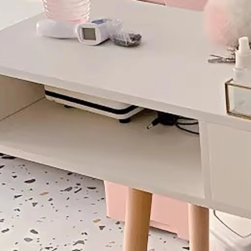 مكتب أظافر إيطالي بسيط، كلاسيكي جمالي ممتاز، مكتب أظافر عصري، تصميم متطور، طاولة أثاث صالون De Manucure