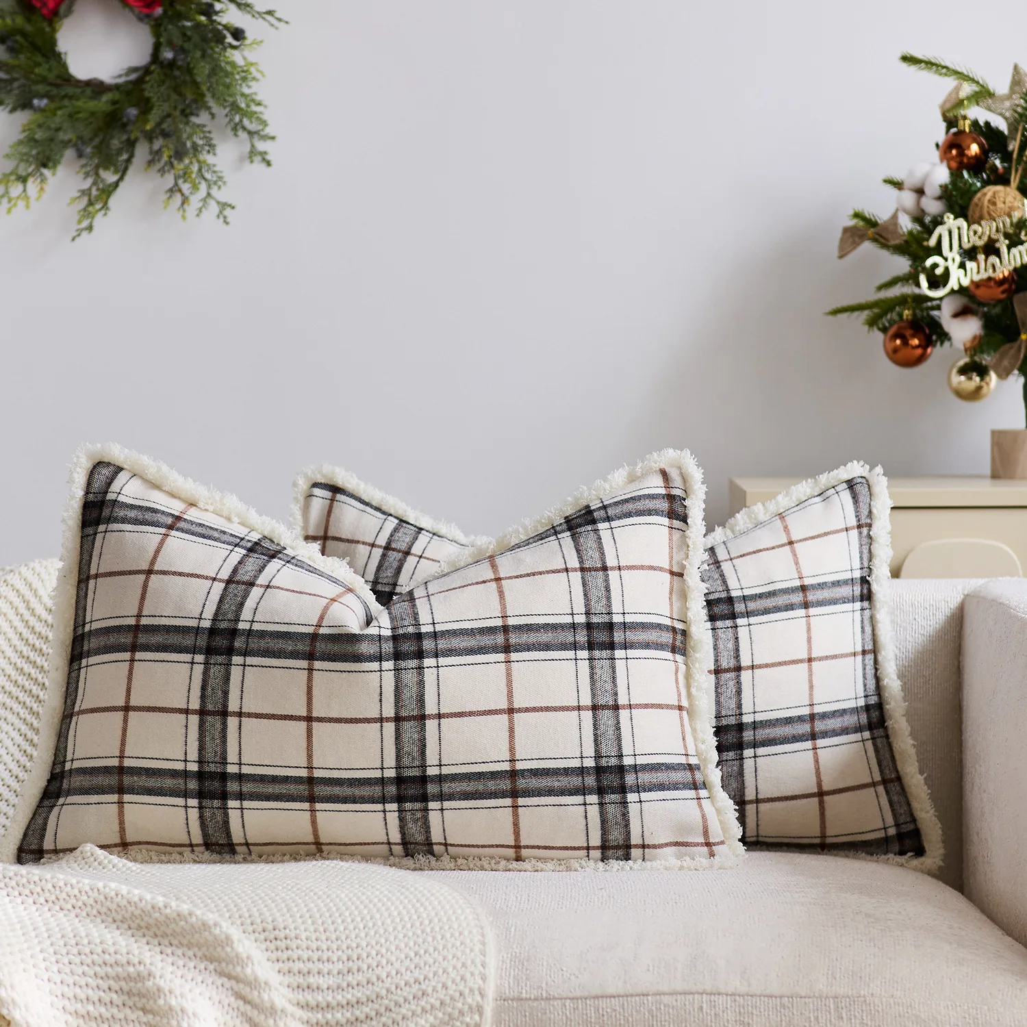 Christmas Tartan Plaid Cushion Cover Brushed Soft Red Green Ivory Decoration Pillow Cover Living Room Bedroom 45x45cm 50x50cm