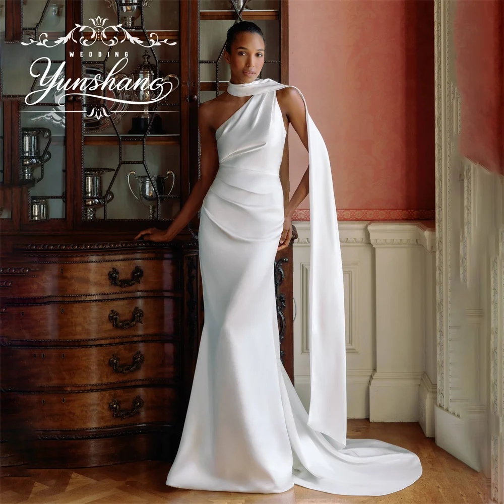 YunShang personalizado Halter sirena vestido de novia sin mangas corte Trian Simple elegante encantador hasta el suelo volantes encantadores