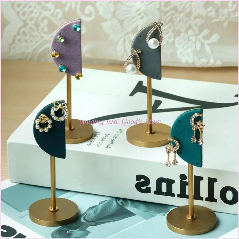 

57QA Metal Earring Storage System Utilizing Vertical Design for Space Efficiency Perfect for Managing Extensive Earring Sets