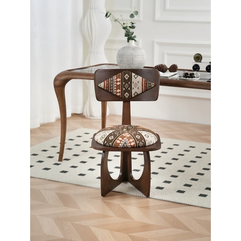 

Medieval dining chair household small apartment solid wood dining table and chairs new French retro girls bedroom makeup chair