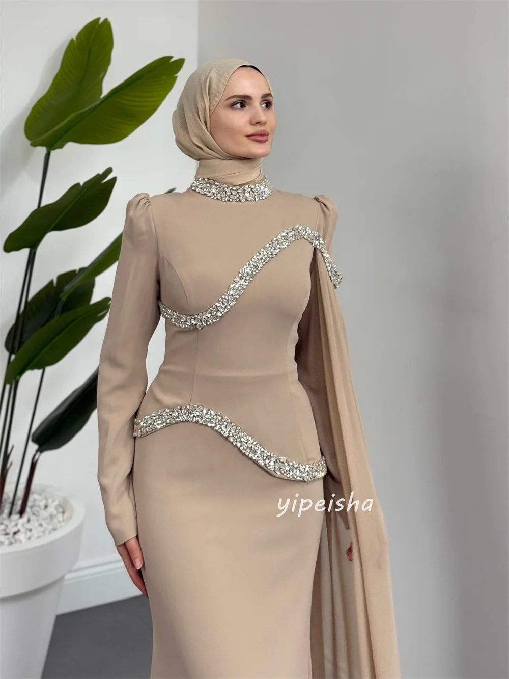 Customized Luxury Exquisite Jersey Rhinestone Pleat Mermaid High Collar Long Dresses Evening Dresses for Woman Pastrol Formal image 2