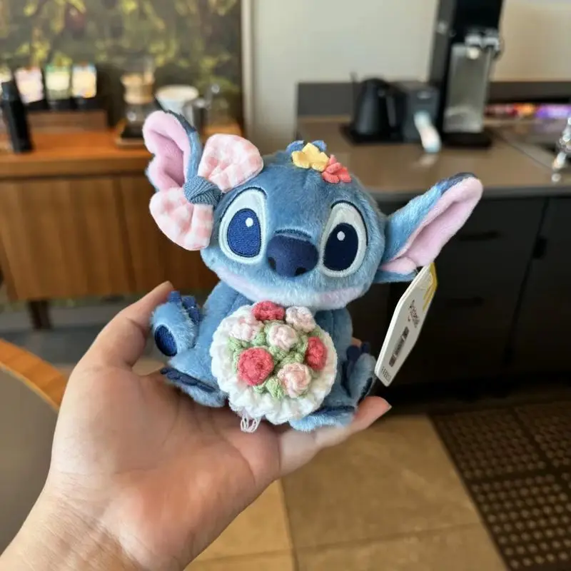Stitch พวงกุญแจหลายสไตล์ของเล่นตุ๊กตาจี้ตุ๊กตากระเป๋าเป้สะพายหลังจี้ตกแต่งตุ๊กตา Plush เด็กของขวัญวันเกิดฮาโลวีน