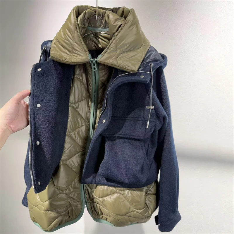 Abrigo de invierno de alta calidad para mujer, abrigo grueso de retazos cálidos de dos piezas con capucha de imitación, abrigo de algodón informal retro a la moda