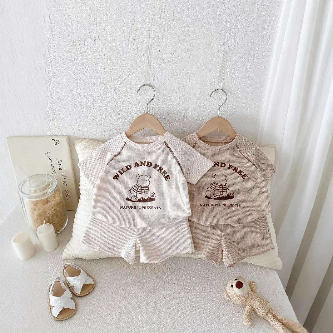 

Одежда для младенцев и малышей, лето 2029, повседневная футболка в вафельном стиле с короткими рукавами, шорты, комплект из двух предметов для мальчиков и девочек