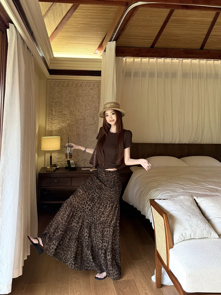 Retro Leopard Print Halter Skirt Women's High Waist Pleated Bodycon A-Line Long Skirts Summer New Design Sensation