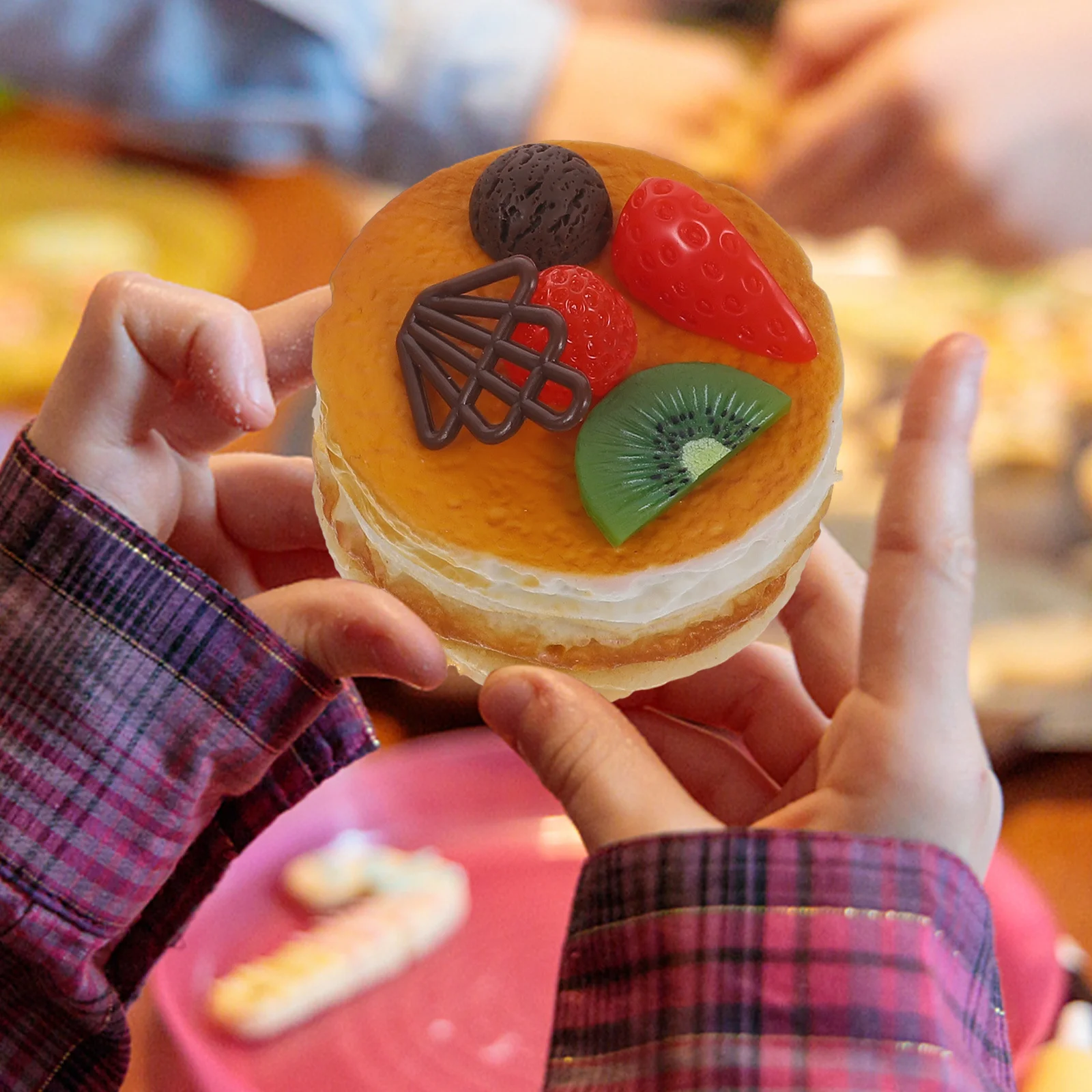 Miniatuur Taartdoos DIY Speelgoed voor Kinderen Kunstmatige Brood Donuts Model Poppenhuis Keuken Opbergdozen Cadeau Bruiloft Props