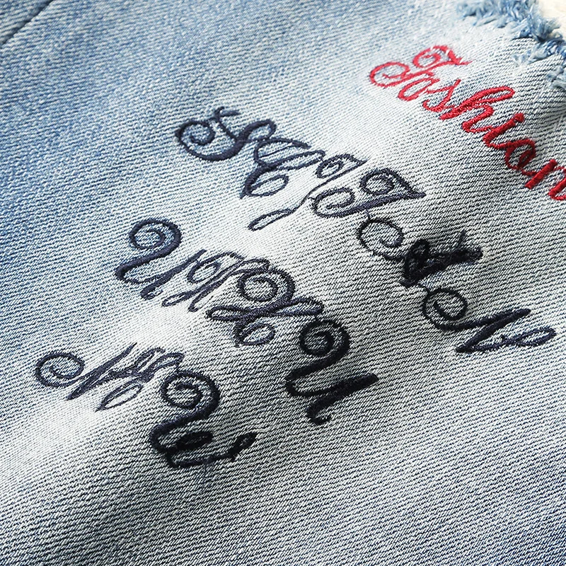 Newly Summer Trendy Fashion Jeans Retro Light Blue Elastic Embroidery Designer Ripped Short Jeans Homme Hip Hop Denim Shorts Men