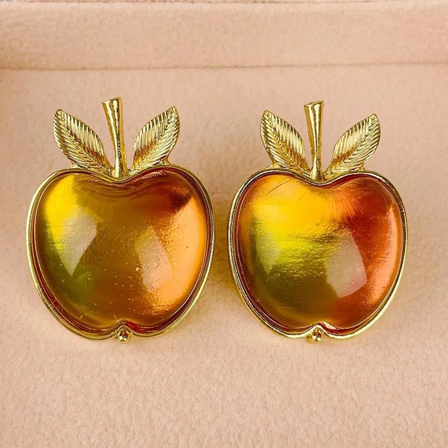 Medieval Retro Apple Brooch Jelly Imitation Glass Earrings Fashionable Classic Temperament Badge Women's Clothing Accessories