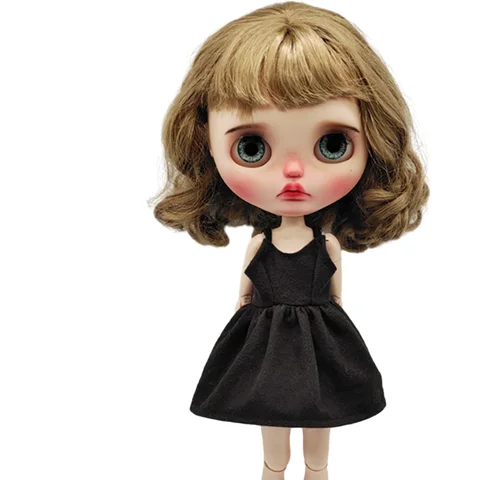 Черное платье-слинг для кукол Blyth Azone 1/6