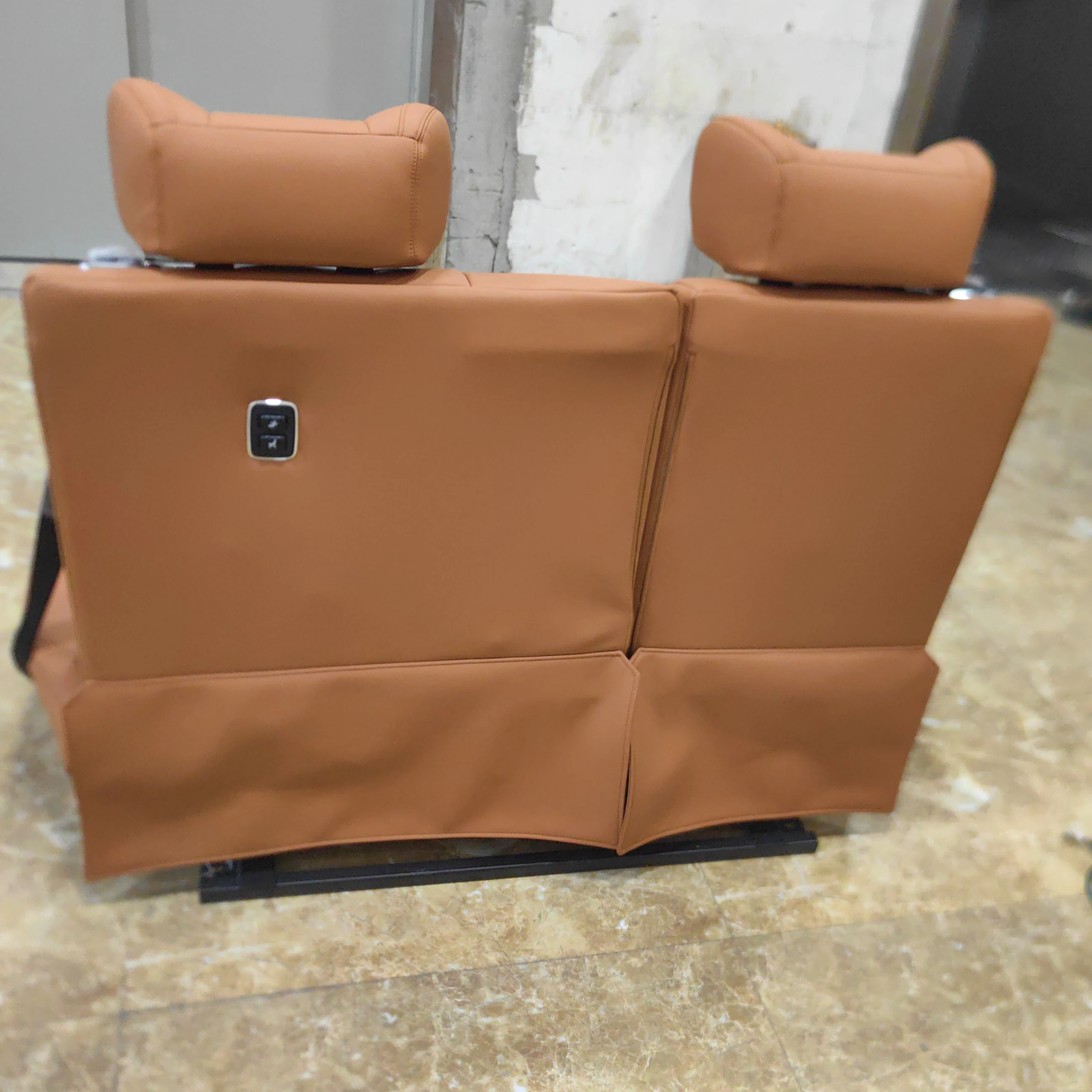 أفضل مصنع luxu ry Auto Back ثلاثة أشخاص VIP سيارة تحويل الجلود فان مقاعد البدلاء الخلفية ل Mayb achbe nz Sprinter Vito #4