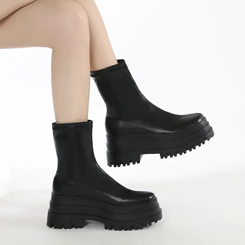 New Sexy Chain Women Leather Autumn Boots Block Heel Gothic Black Punk Style Platform Shoes Female Footwear High Quality