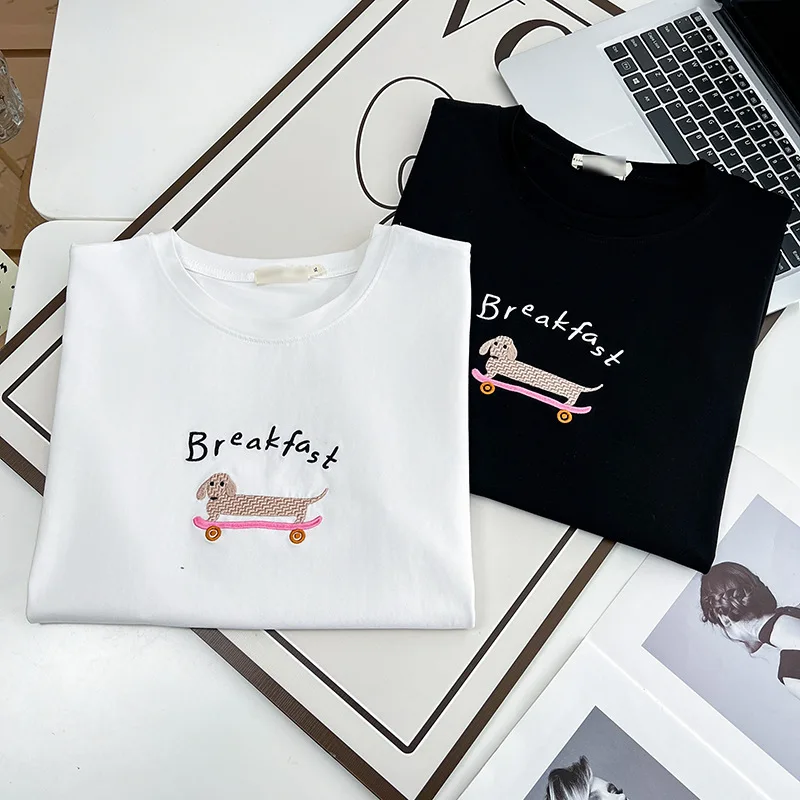 T-shirt brodé à manches courtes pour femmes, haut tendance, grande taille, été 2024