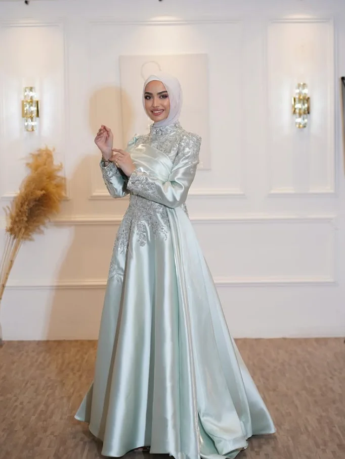 Серебряный мусульманский кафтан Вечерние вечерние платья с рюшами и кружевной аппликацией с длинным рукавом Ближний Восток Хиджаб Платье для выпускного вечера по индивидуальному заказу
