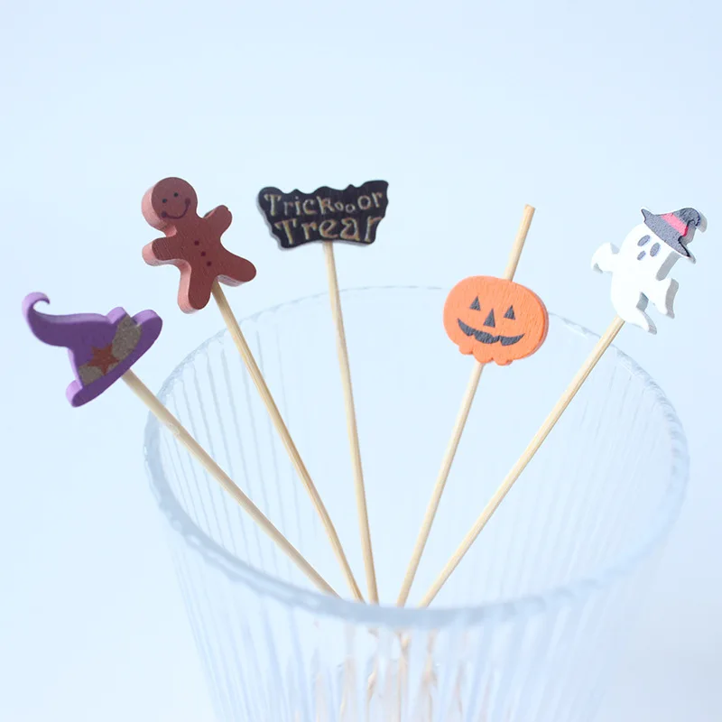 

100 шт., 12 см, фруктовые шампуры на Хэллоуин, одноразовые случайные шампуры для коктейлей с тыквой и призраком, бамбуковые шампуры, праздничная атмосфера, посуда
