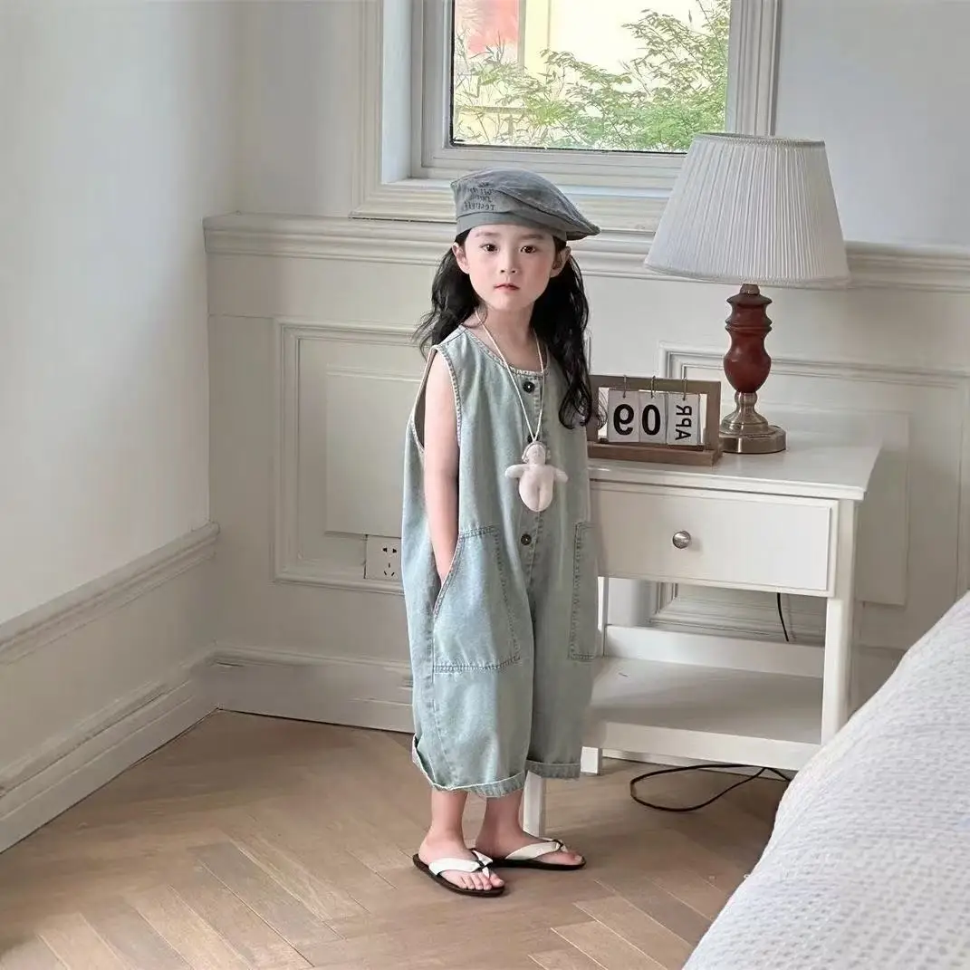 

2025 Summer New Girls Denim Cute Jumpsuit Korean Retro Style Cute Baby Fashion Standard Summer 90-140cm