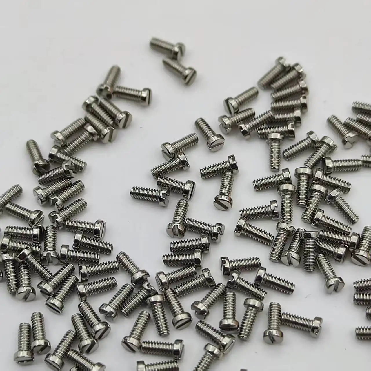 Watch accessories, back cover screws, flat screws, universal screws 1.8xm1.2x3.5
