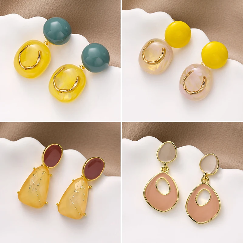 

Korean Fashion Yellow Crystal Women Drop Earrings Irregular Geometric Pendant Piercing Dangle Earings Girlfriend Jewelry Gifts