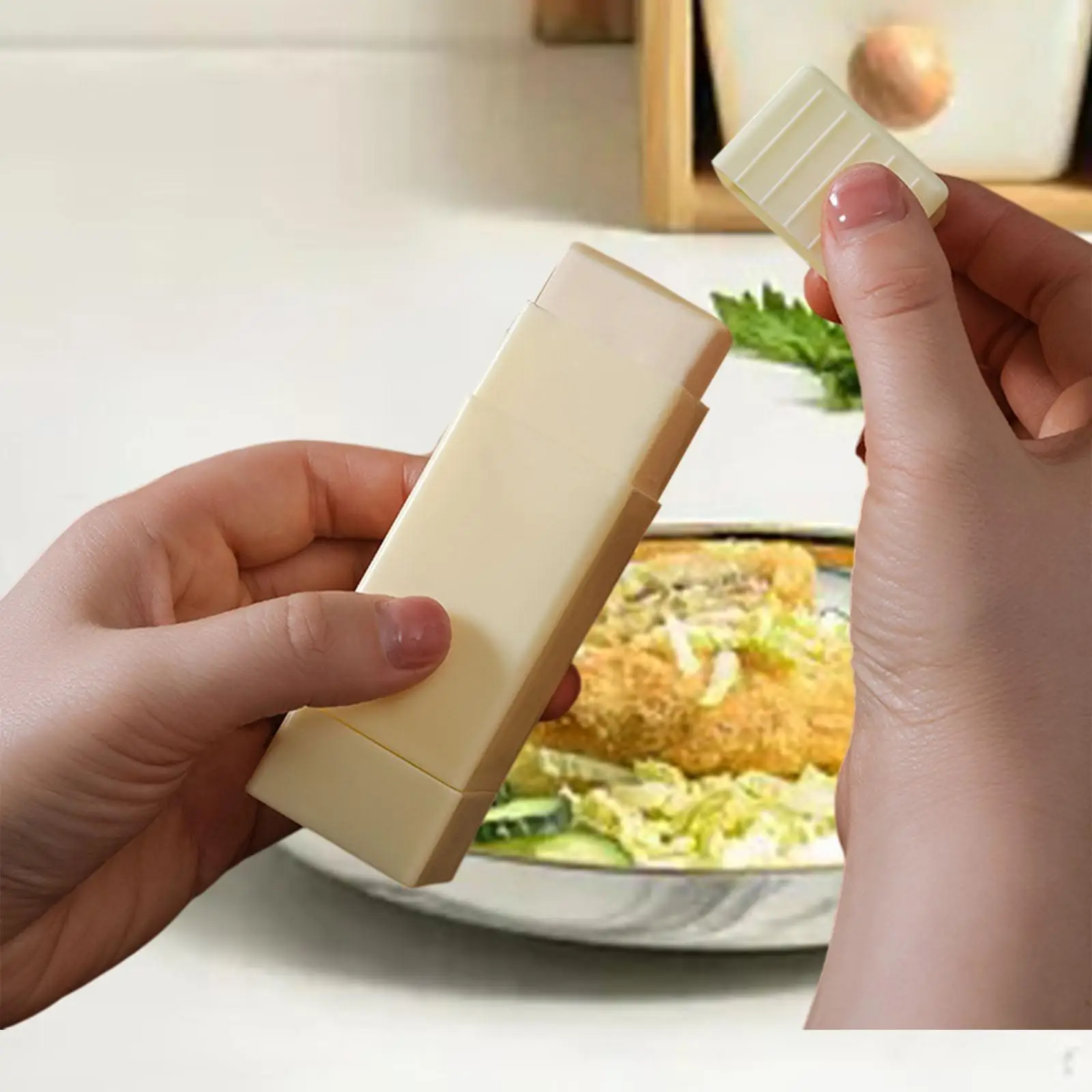 Spreadable Butter Dish with Lid Butter Holder for Bread, Pancakes, Ears of Corn