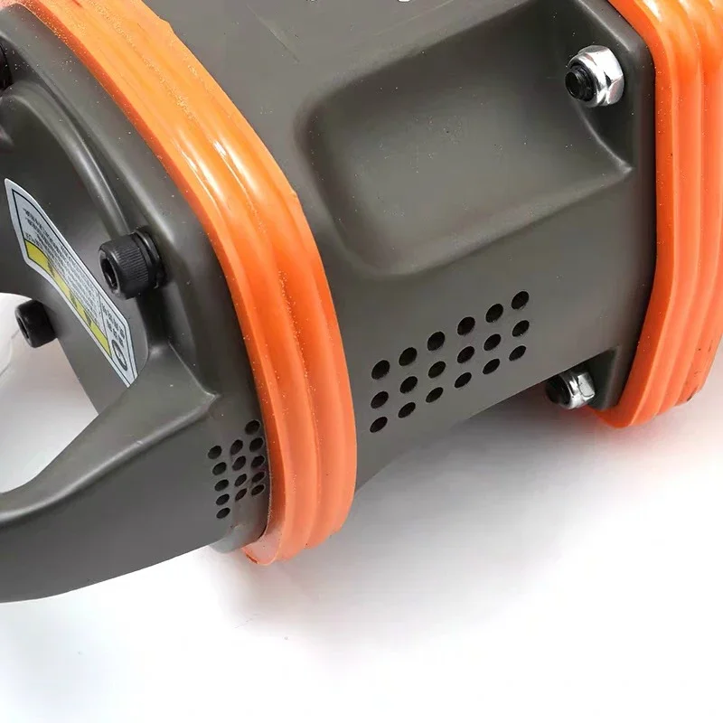 La chiave da 1" più forte nel negozio Scegli questa bestia in su e dopo il lubrificante, strappata il bullone senza attesa uniforme