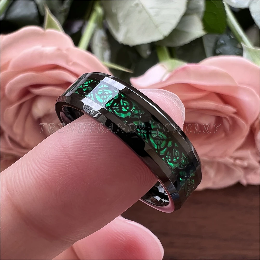 6 mm 8 mm Eheringe für Herren und Damen, schwarzer Wolframring mit grünem Opal und schwarzem Drachen-Inlay, bequeme Passform – Detail 9