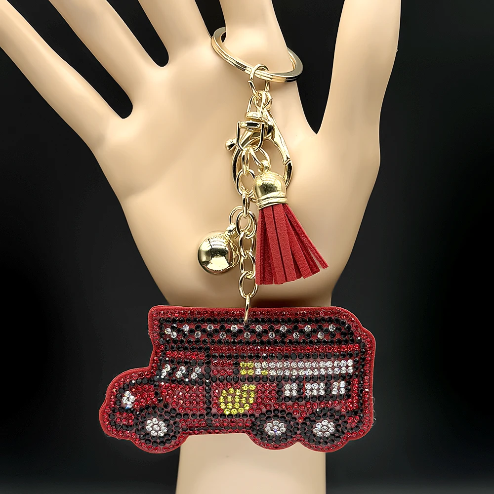 Feuerwehrauto Strass-Schlüsselanhänger Feuerwehr-Thema Rote Quaste Taschenanhänger Feuerwehrmann Schlüsselhalter Souvenir Geschenk Notfallfahrzeug Schmuck – Detail 6