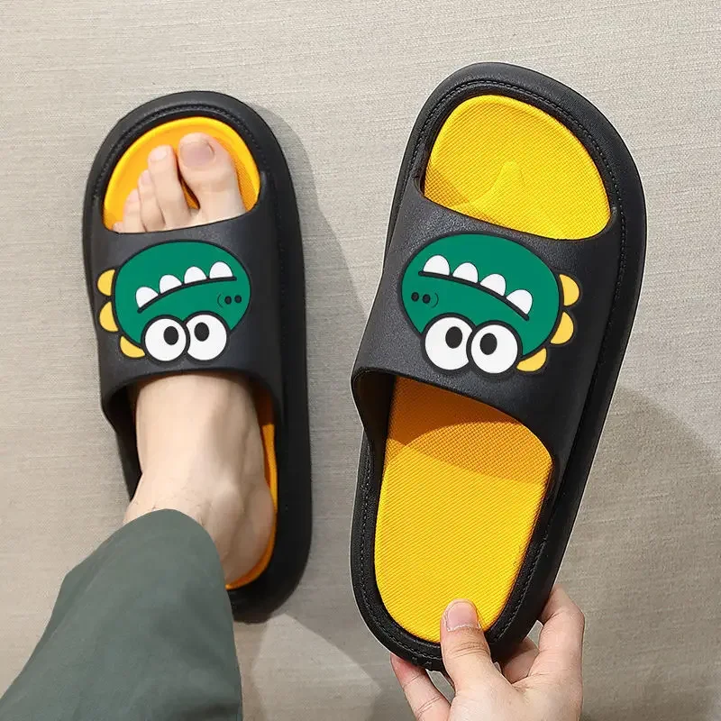 

Men Flat Slippers Fashion Outdoor Slides Slip on Sandals Bathroom Non-slip Thick Platform Men's Women Slipper Home Flip Flops