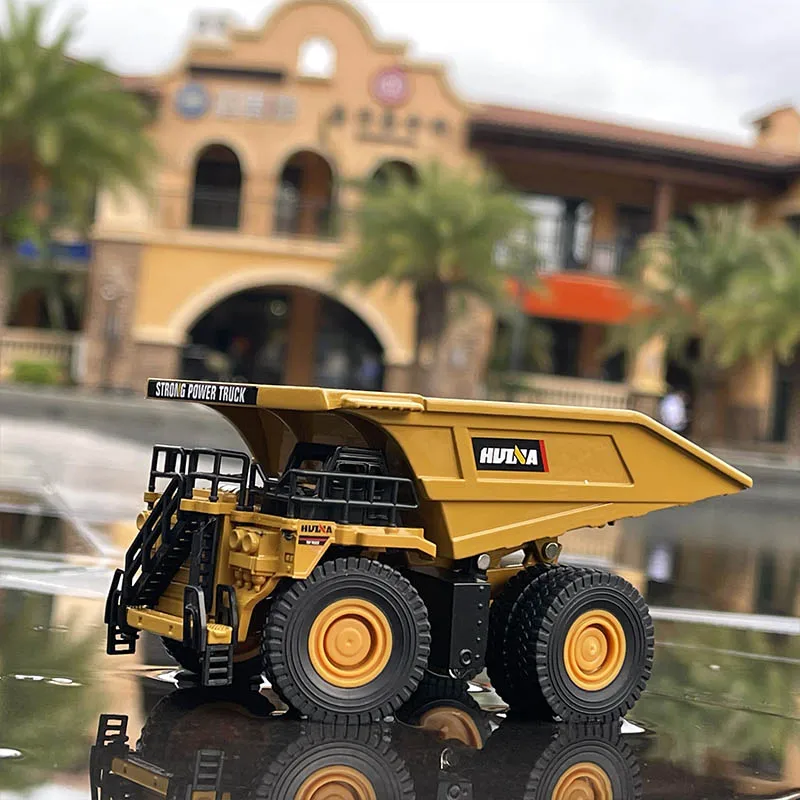 

1/60 Simulation Mine Dump Truck Alloy Car Model Static Sliding Children's Metal Toy Car Decoration Engineering Diecast Set