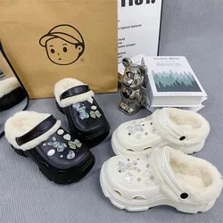 Winter Womens Classic Fur Lined Platform Clogs Slip On Platform Sandals with Charms Slide Garden Shoes Lady Wedge Clogs Mules