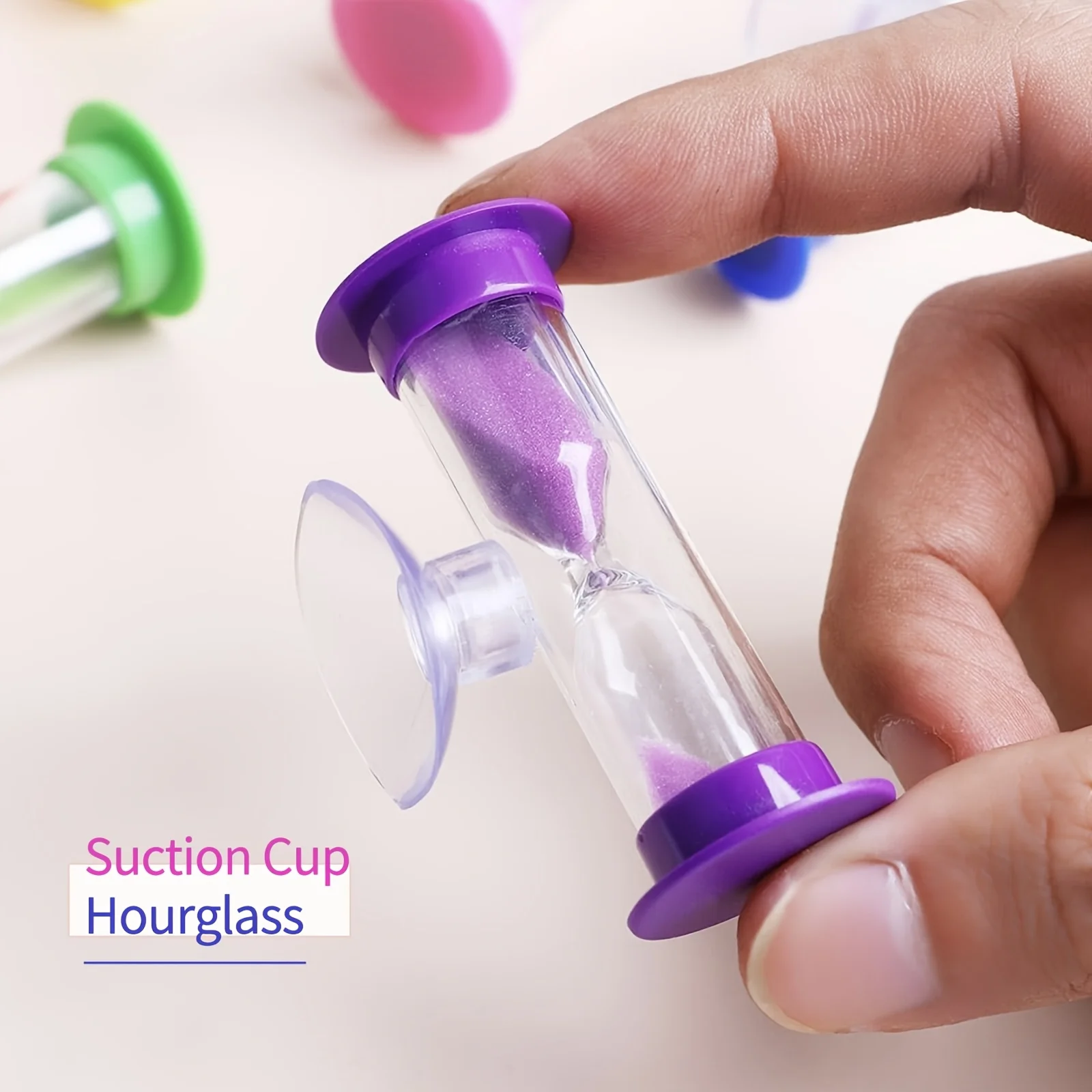 The 2-minute sand hourglass with suction cups is very suitable for use in brushing teeth, classroom activities and games, etc.
