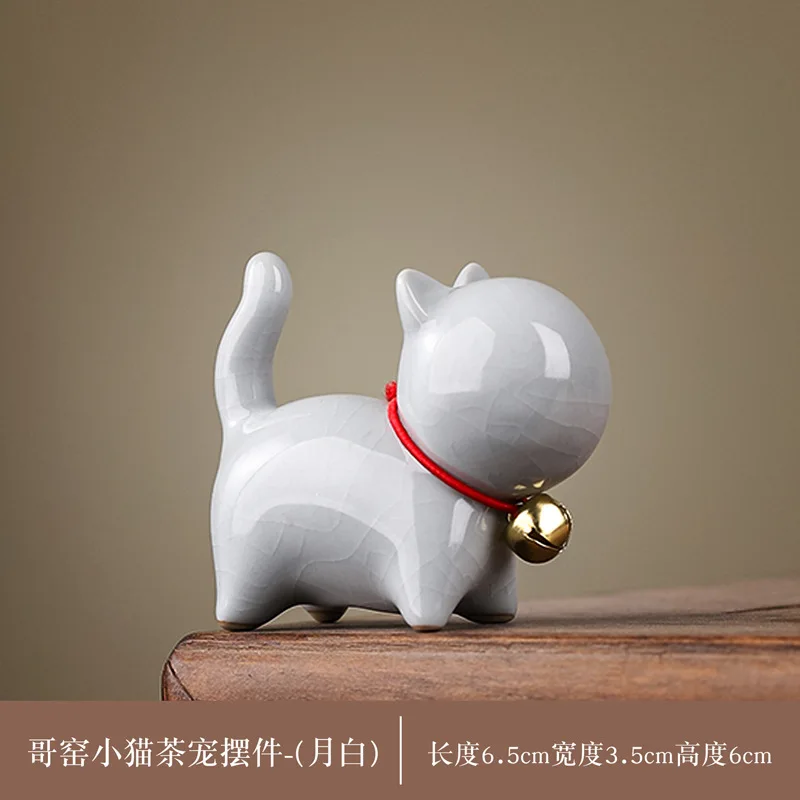 1pcs Creative Ceramics Cute Cat Ornament Tea Pet with Bell Micro Landscape Desktop Home Office Animal Teaware Accessories New