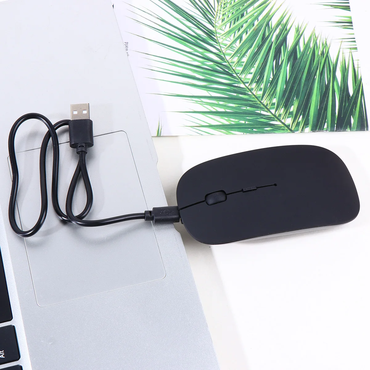 

Rechargeable Wireless Mouse Black Ergonomic Portable Computer Mouse for Office School Home Silent Design Long Working Time