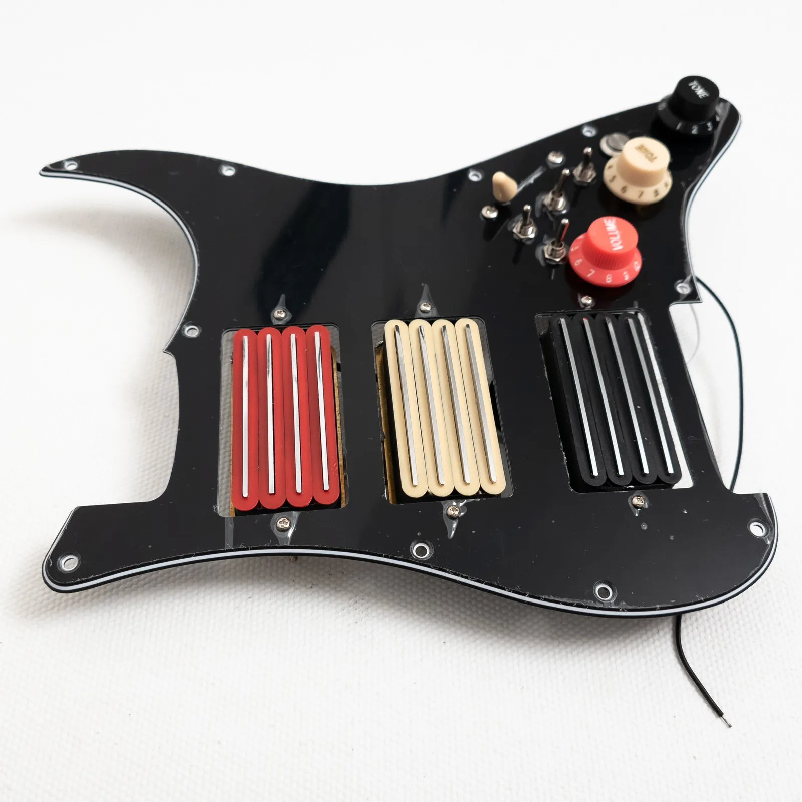 HHH High Output Prewired Loaded Pickguard for ST Style Electric Guitar,Triple Humbucker Pickup Coil Split Switches, Mute Switch view 6