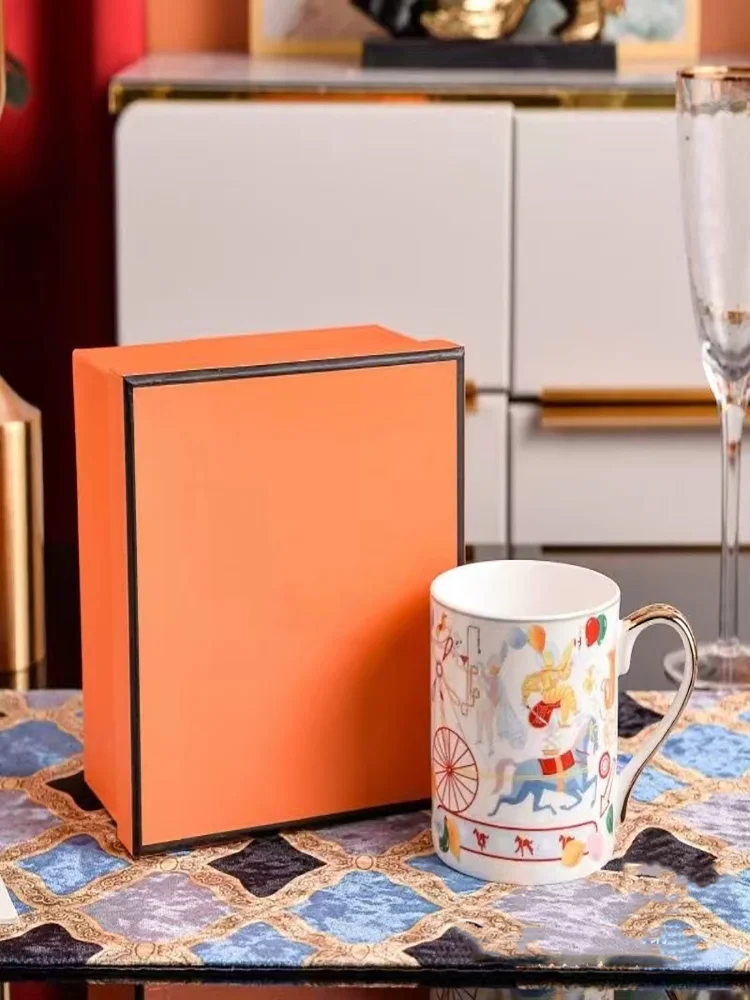 Neue Kaffeetasse aus Bone China, Zirkus-Tassen, hochwertige Haushaltswassertassen, Frühstückstassen, luxuriöse Geschenktassen für beste Freunde
