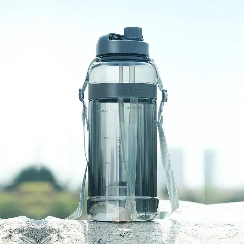 Cycling Water Bottle 700/1000/2000/3000ml Large Capacity Plastic Outdoor Cycling Heat Resistant Water Bottle