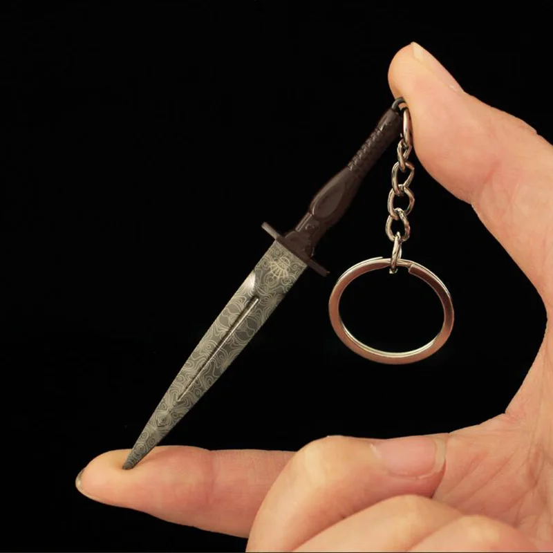 9cm Arena Breakout Mini Assault Knife Model Pendant Keychain for Men Boys Metal Key Ring Fans Collectible Jewelry Accessories