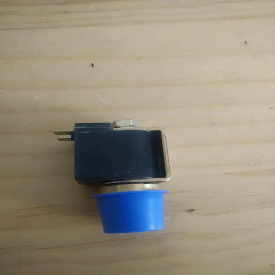 006109 Solenoid valve KIP INC 2X1455, coil 2W13U-A034-01, spot