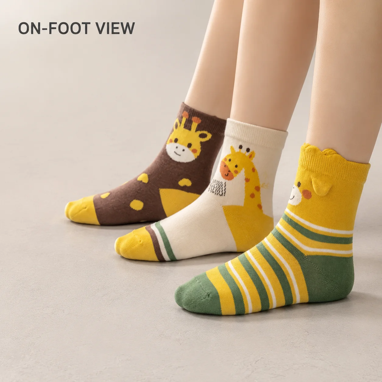 4 Pairs Kids Giraffe Crew Socks Cute Cartoon Jacquard Children Socks Soft Breathable Mid‑calf Socks For Boys Girls Daily Wear